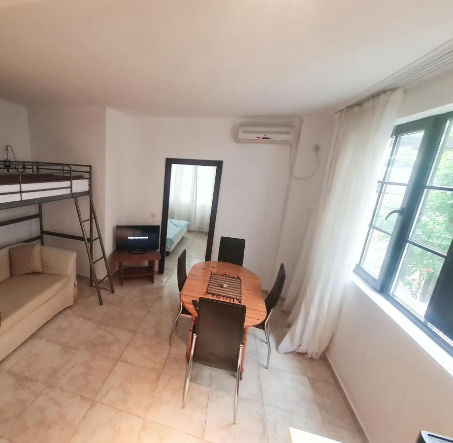 Apartment Almi - The Cliff Obsor Exterior foto