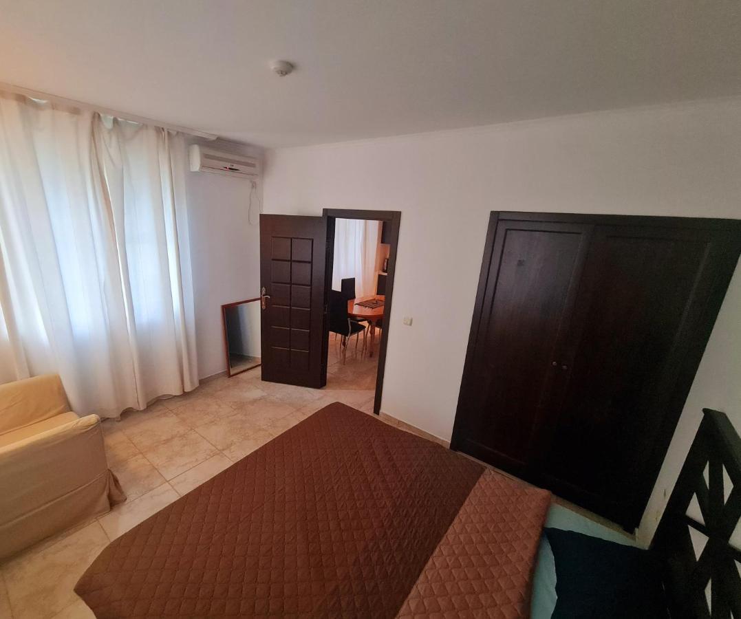 Apartment Almi - The Cliff Obsor Exterior foto